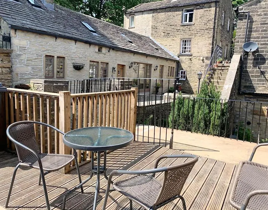 Artist Hideaway Main Street Haworth Villa 0*,  Storbritannien